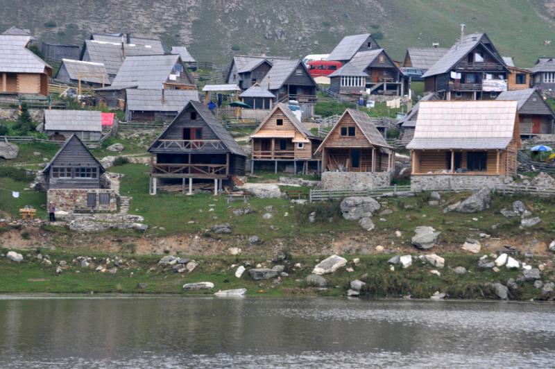 Prokoško jezero - nekažnjeno uništavanje