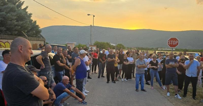 Deponija Uborak mora biti zatvorena, ne znamo smijemo li konzumirati hranu sa imanja