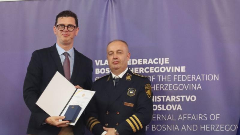 Zlatna policijska značka nakon samo 15 dana v.d. mandata