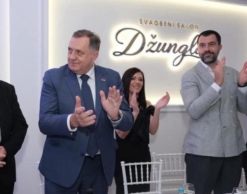 Lekcije za sina Igora – diktatura, novac i moć