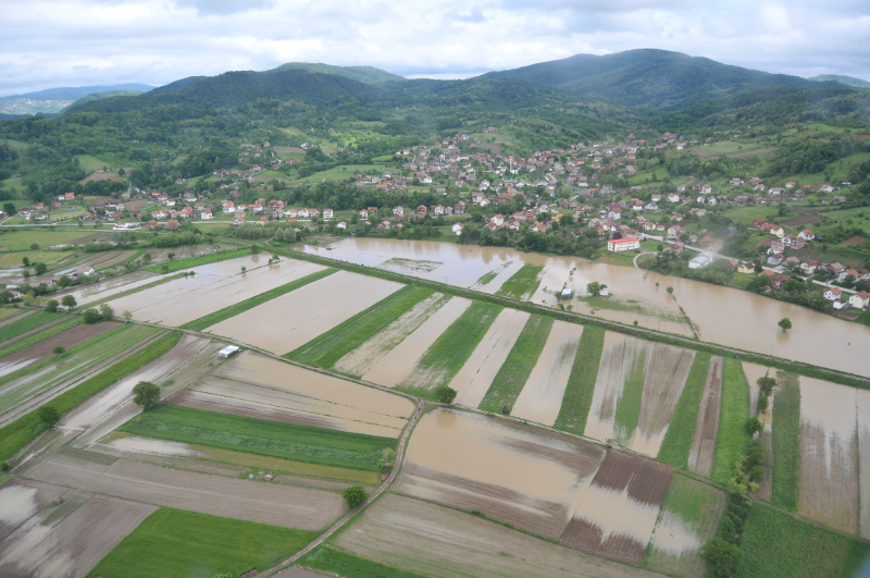 EVO NOVCA ZA ŽRTVE POPLAVE: Federacija očekuje 150 miliona maraka dividende od velikih kompanija