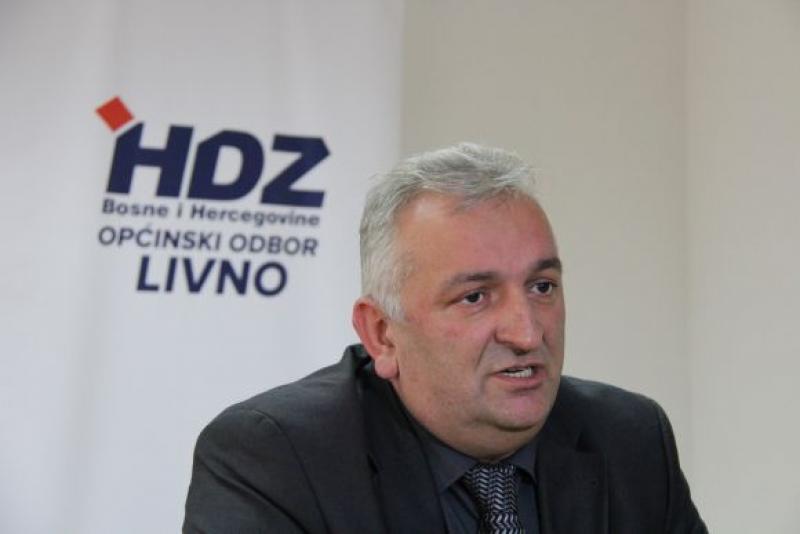 Ministarstvo obrazovanja Hrvatske oduzelo stipendije djeci ministra Mihaljevića 