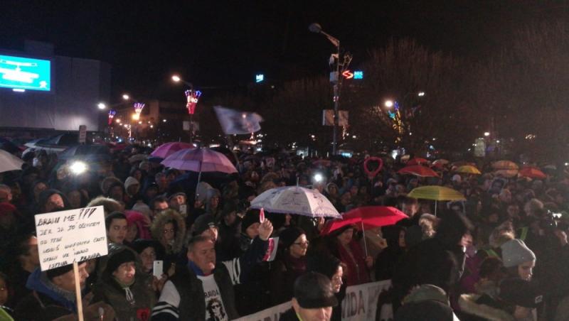 Šesnaest aktivista odgovaraće zbog protesta na Trgu Krajine